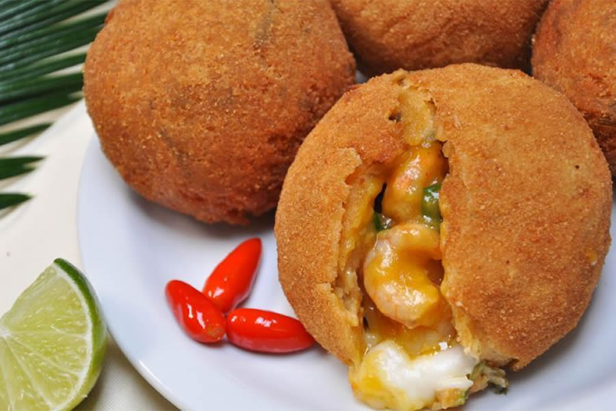 Bolinho de Camarão